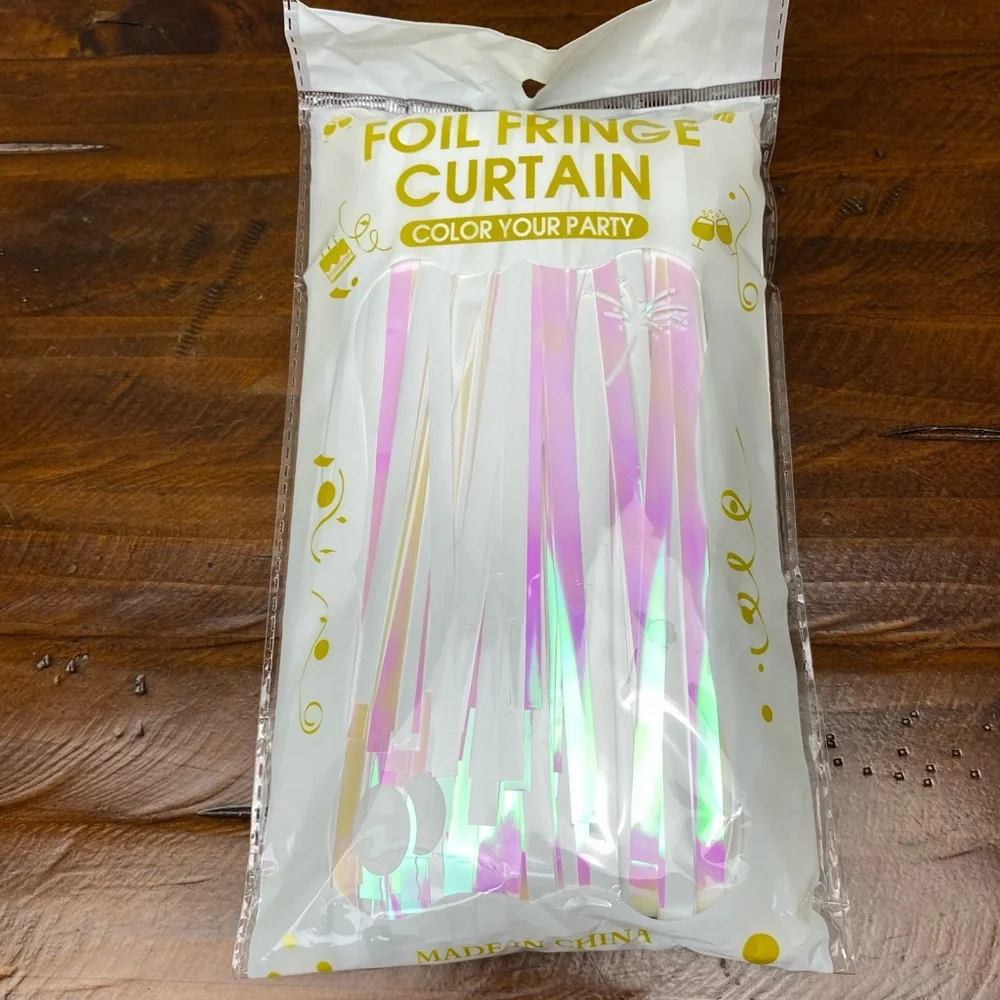 PARTY FOIL Curtain Iridescent Tinsel
